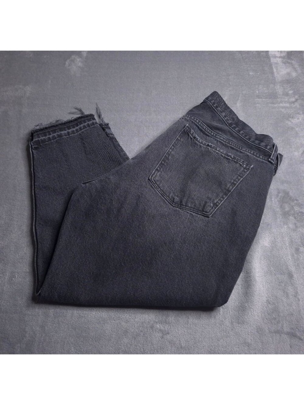 Old Navy Womens Slouchy Cropped Distressed Jeans 18 Button Fly High Rise Black